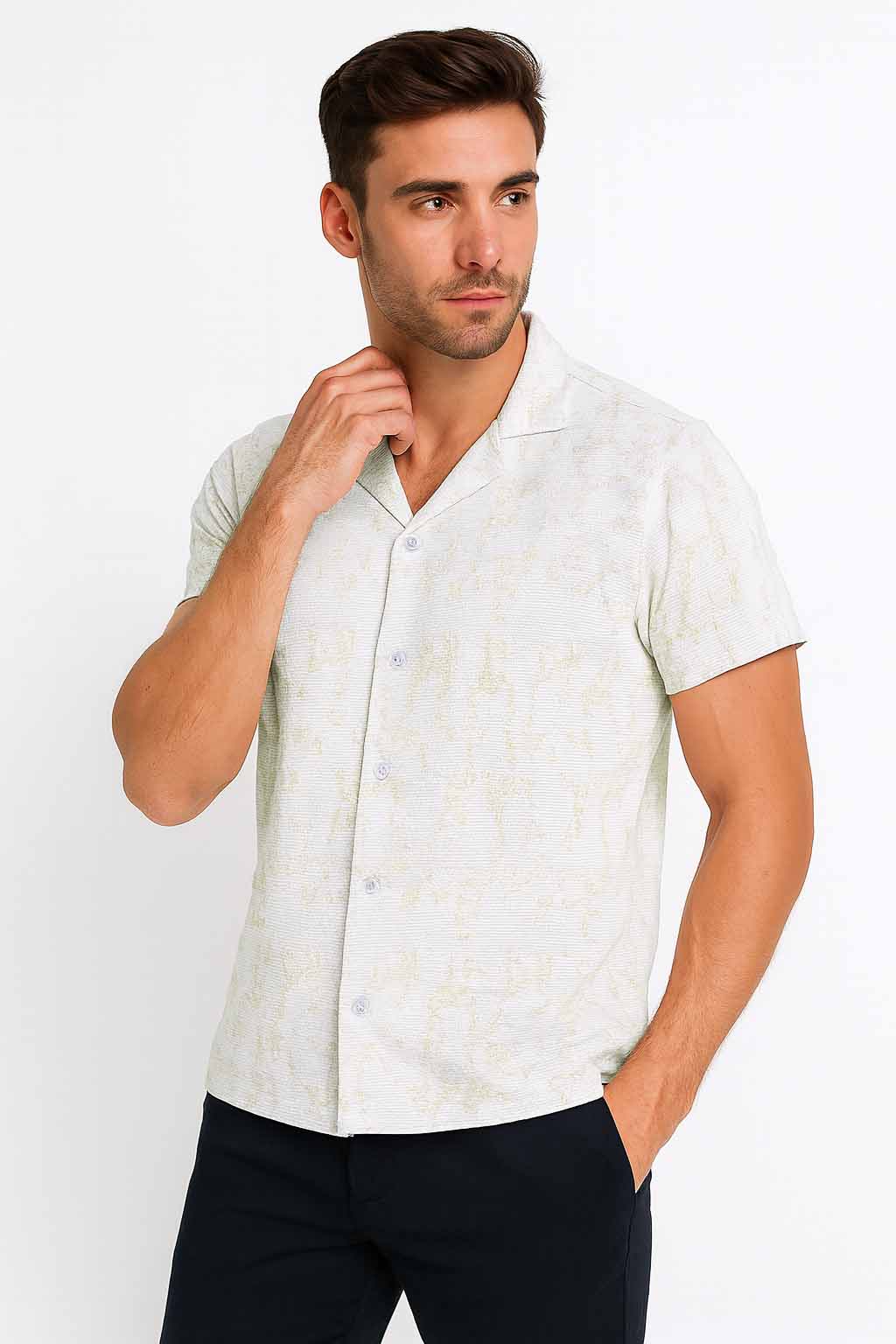 Textured Cuban Collar